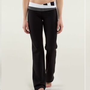 Lululemon Astro Pants Size 6
